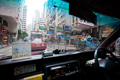 免费的黄色软件下载3.0.3OPPO:都市赛车新宠登场,OPPO版深度优化带来极致漂移体验-4