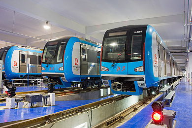 “打扑克不盖被子”：《极速牌局》今日上线，无保留竞速对决引爆卡牌赛车新狂潮-2