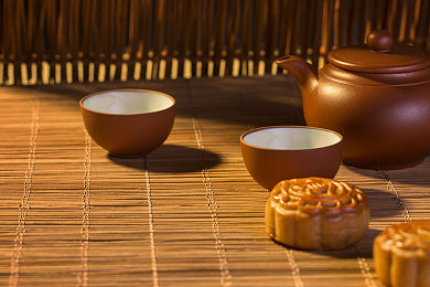 下载日逼软件：硬核赛车模拟新作上线，独创压力系统挑战职业车手极限