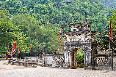 污污黄色软件：街头霓虹，规则裂痕中的速度诗篇-2