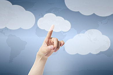 黄色软件风险：警惕第三方插件陷阱，守护你的竞速梦想与账号安全-2