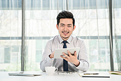 海贼王女帝被 黄漫羞羞：航海王联动新关卡，高傲女帝遭遇趣味陷阱挑战