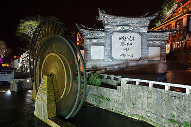 殴美一区二区三区：从街机狂欢到模拟殿堂，赛车游戏分区文化全解析，你的竞速段位在哪一区-3