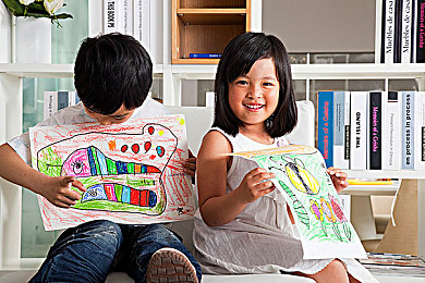 亚洲天天干天天射：极速狂飙，都市霓虹下的街头竞速盛宴-2