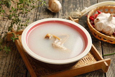 我和亲女作爱全过程：极速传承，父女同心修复经典赛车重燃家族荣耀-4