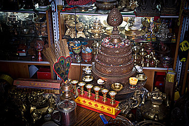 国产在线成人av:本土竞速新作极速狂飙国产荣耀上线,真实驾驶体验引爆赛道对决-4