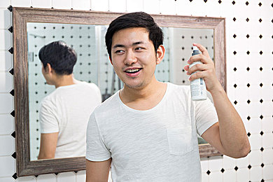 男人和女人赤裸亲密相处软件：极速共感双轨之旅，虚拟驾驶舱中的默契考验与情感共鸣-3