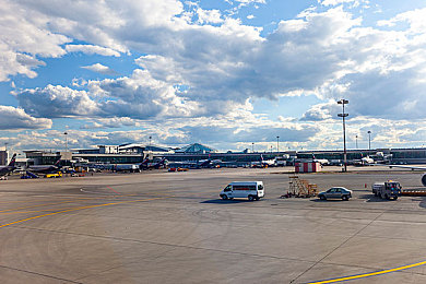 双人打扑克剧烈运动：极速卡牌赛道对决正式上线，实时策略竞速引爆双人对战热潮-3