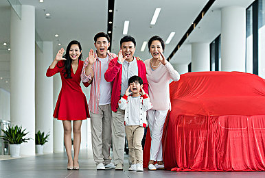 男生和女生搓搓:双人驾驶新纪元,默契协作征服赛道-5