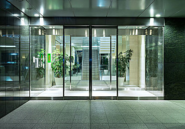 男生女生一起差差app:双人驾驶竞速新作极速搭档,完美协作突破极速体验-3