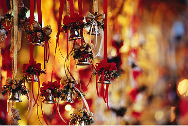 国产乱伦社：家族赛车风云，揭秘企业暗战与极速狂飙