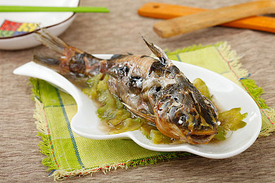 软件免费下载3.0.3每天无限次破解版苹：无限狂飙，极致体验，畅享无限制赛车快感-3