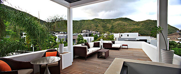 美女露奶头软件:赛车游戏掀起视觉改装热潮,玩家化身街头艺术家打造个性座驾-2