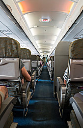 中国少妇xxx.：女性玩家竞速新纪元，地平线5打破刻板印象-4