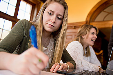 黄色软件app下载vivo：vivo平台竞速游戏全攻略，最新热门飙车大作深度评测