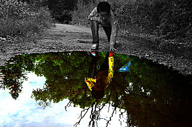 操BApp：极致拟真赛车新作上线，硬核玩家挑战操控物理极限