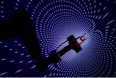 国精品一区：驾驭国产名车，征服全球赛道，体验速度与情怀的完美融合-4