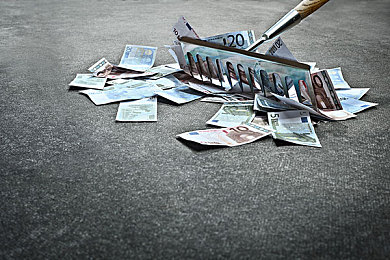 色婷婷五月天网：霓虹光谱，疾驰于变幻都市的呼吸网络-4