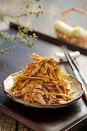 三上悠亚a片：虚幻引擎革新竞速体验，数字偶像专属剧情引爆玩家热议-5