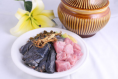 欧美一性一乱一交一视频青椒视频:车载镜头下的道德迷宫,新港湾的观察者日记-4