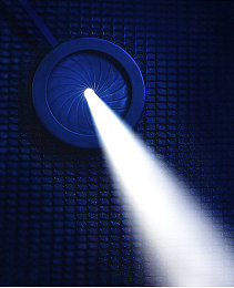 黄色网战 APP：极速狂飙，未来都市赛道上的实时竞速对决-2