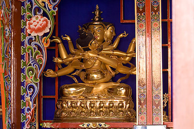 男生女生一起差差差的软件：双人竞速新作上线，差异化技能树打造极致团队协作体验-4