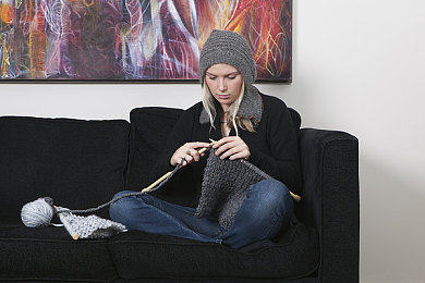 成人AV剧情:道德天平摇摆,职场迷局中你的抉择将重塑行业未来-2