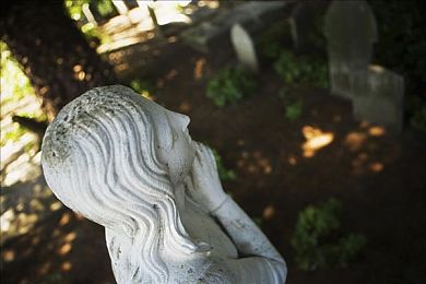 老公把闺蜜干的嗷嗷叫3p：极速三重奏，赛道争锋与智谋狂飙之旅-4