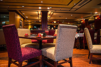 杨玉环裸乳露双奶头被亲:盛唐风华情感系统深度解析,历史与虚拟的含蓄交融-2