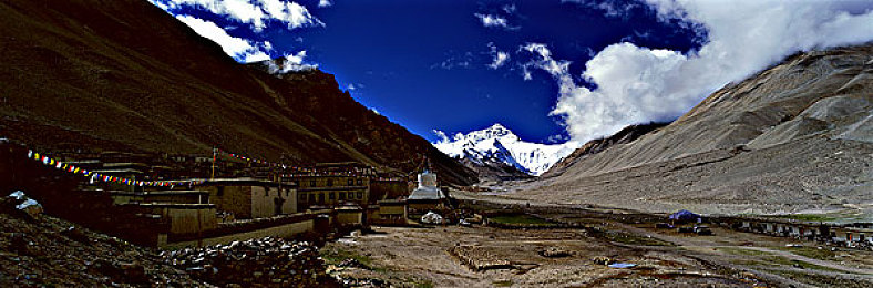 裸体军人XXXⅩ裸体：极限机动对决重火力，今日上线的这款战争游戏重新定义战场生存法则-4