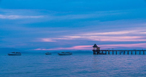 国产乱伦色图:赛道血脉,商战风云,定制极速征程-2