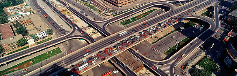 火影变态版18：疾风赛道，忍者飞驰，经典动漫引爆竞速狂潮-4