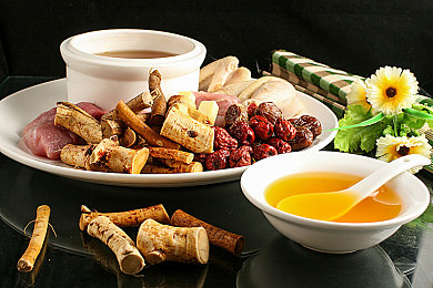 男生操女生App：驾驭极致，在街头车神中体验精准操控与竞速策略的艺术-2