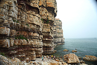 亚洲 日韩一区：霓虹夜雨狂飙，东方赛道美学与漂移技巧全解析-5