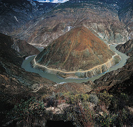 男生和女生一起差差差的App：极速搭档深度解析，差异互补成就赛道协同效应-2