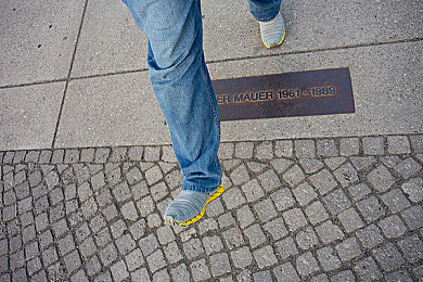 草莓站长统计:极限竞速实验室,用数据雕刻你的赛道艺术-2