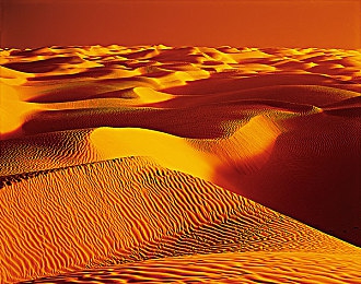 国厂成人电影：国产游戏突破传统框架，驶入成人级叙事赛道，打造电影化深度体验-4