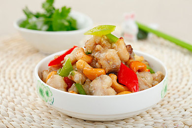 男生女生一起差差差差差：双人协作驾驶新游极速搭档上线，差异操作成就竞速新体验-3