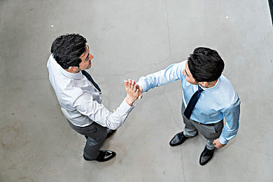 拔萝卜打牌不盖被子：农场策略新作，资源暴露对决，智慧冒险之旅-3