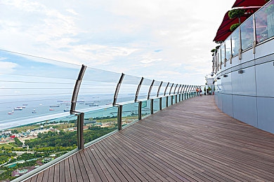 欧美黄色五月天：黄昏狂飙，摇滚与引擎交织的复古竞速诗篇-3