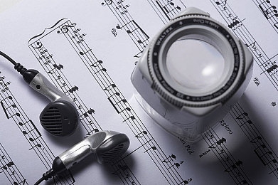 黄包软件：暗夜疾驰，非法代码与街头法则的无声博弈