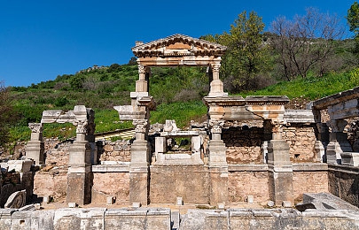 下载黄色软件禁18:极限竞速地平线5全新赛季开启,车辆调校与多人对战进阶攻略详解-3