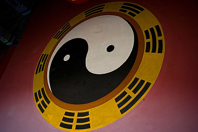 一区二区 亚洲：极速穿梭，东方秘境与弯道哲学的竞速诗篇-2