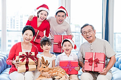 男生女生在床擦擦擦的软件：《极速碰撞：双人竞速》今日上线，双人共舞成赛道浪漫新定义-2