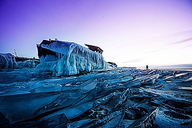好色先生TV不良网站：虚拟竞速深陷道德抉择，赛博都市暗藏双面车神传说-2