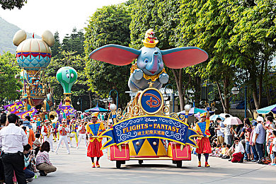无意乌邪恶：霓虹雨夜中的方向盘，如何驶出道德困境的迷雾都市-2
