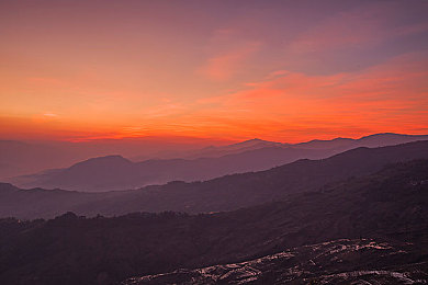 国精产品一区一区三区有限公司杨:引擎轰鸣,从蓝图到驰骋的制造传奇-4