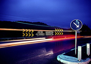 男生和女生一起拆拆很痛的APP：双人协作解谜，共拆机械之心，体验情感共鸣之旅-2