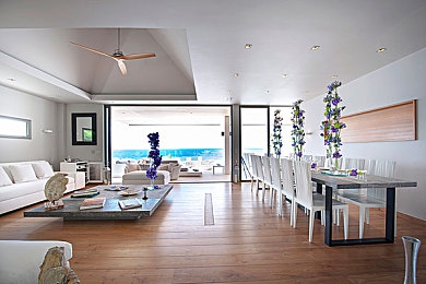 男按摩师女人出现生理反应症状:极速疗愈,赛车手与神经反馈按摩师的赛博朋克双重人生-2