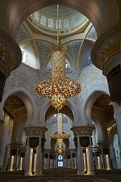 男人和女人搞基软件：极速联结赛道之心，情感引擎驱动虚拟竞速社交新体验